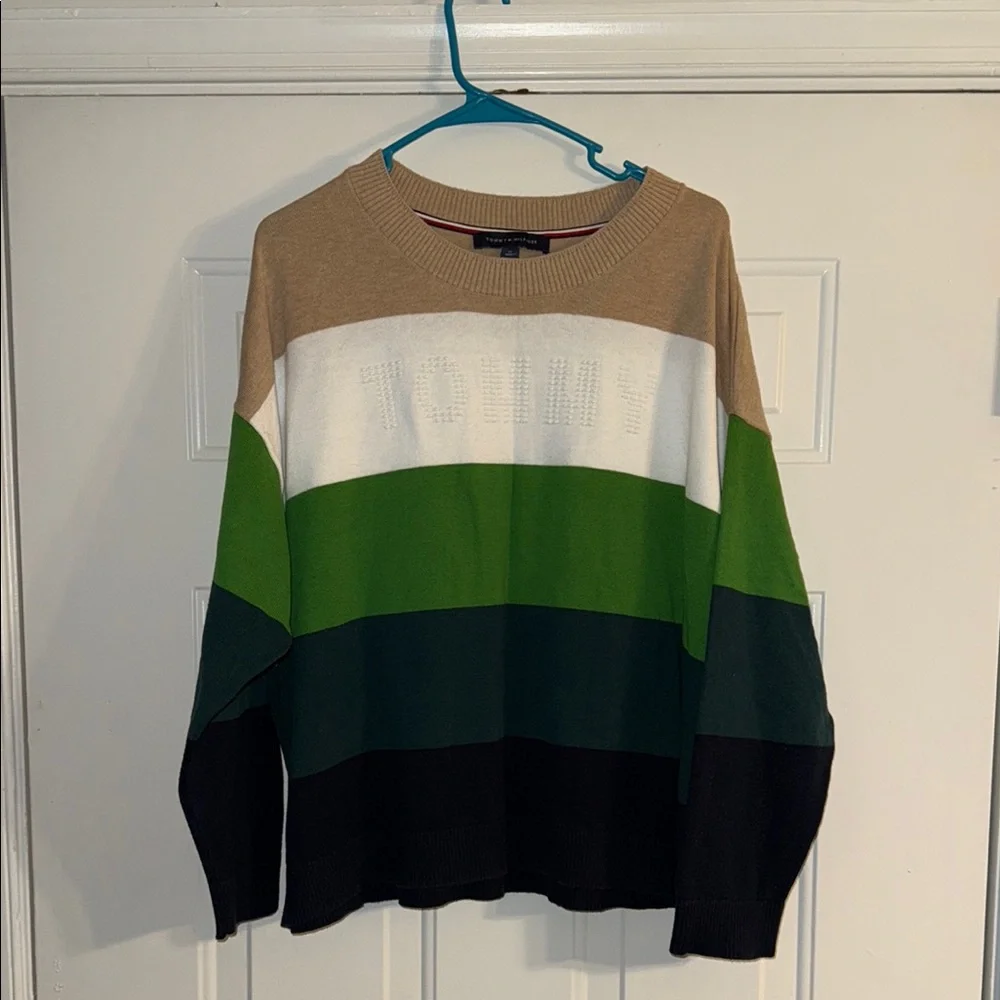 Tommy Hilfiger Tan and Green Crewneck Sweater - Picture 1 of 2